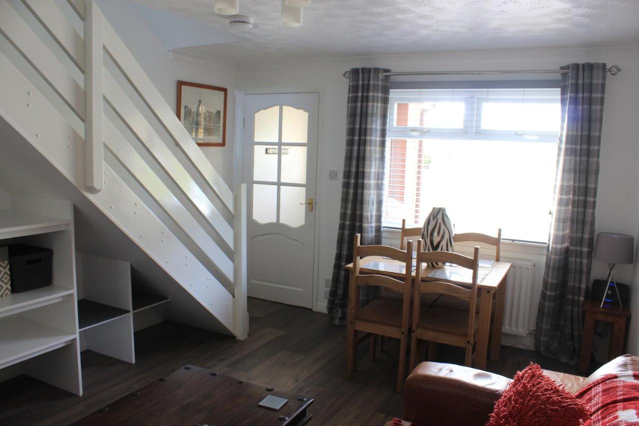 1 Fulmar Road**Next To West Beach And Golf Course 洛西茅斯 外观 照片